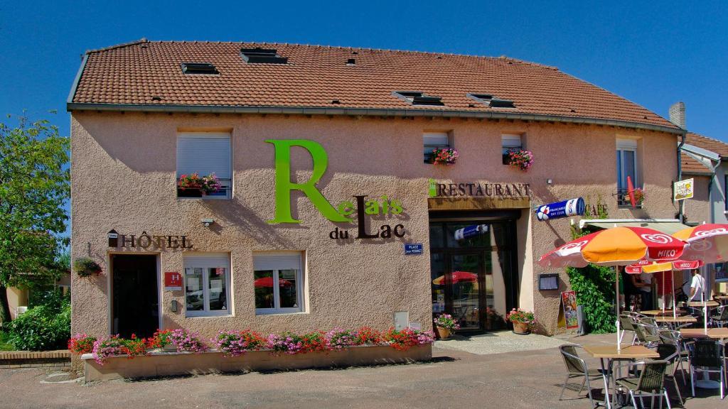 Relais Du Lac Villegusien-le-Lac Exterior photo